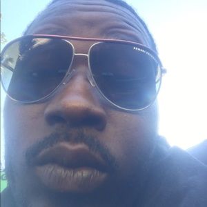 Meet your Posher, Kyle